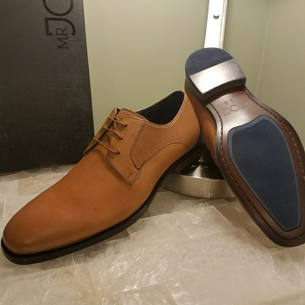 Shoes - Picture 5 of 6